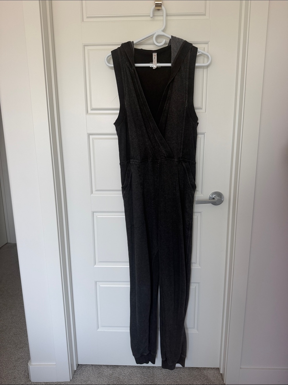 Free People Daily Practice.Sleeveless Hooded Jumpsuit - Black Grey